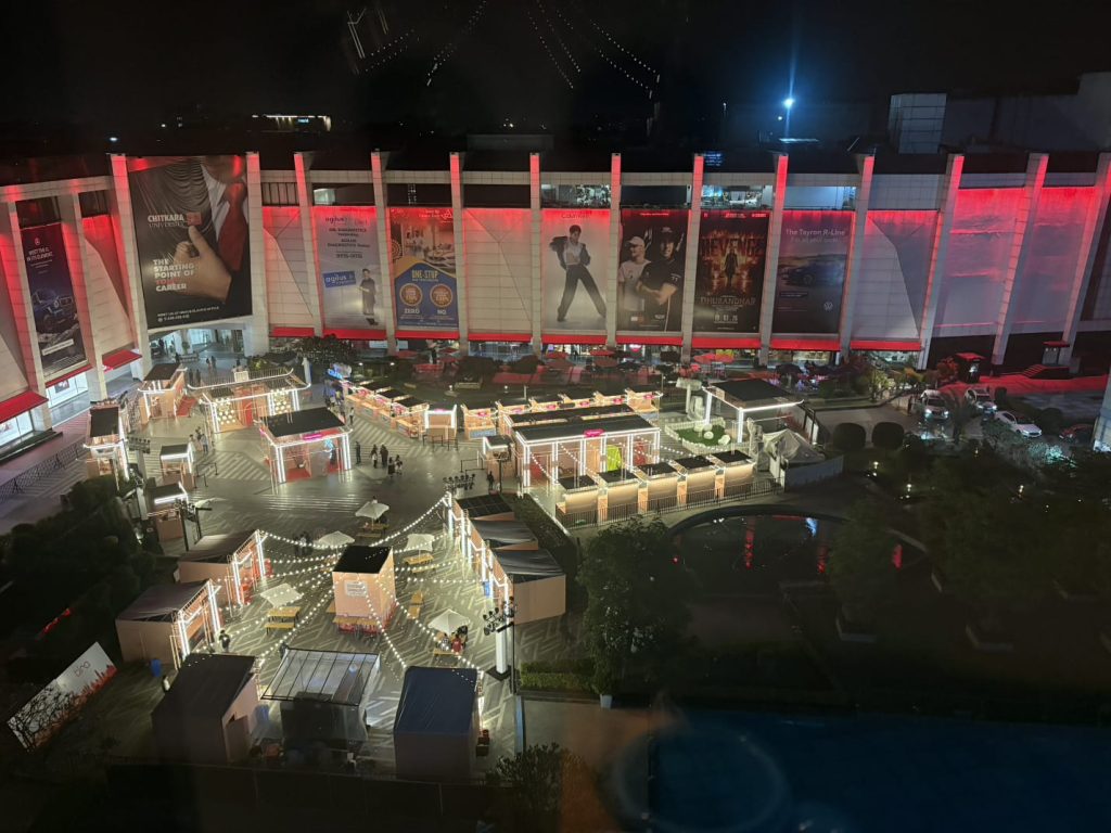 vent access control and activity tracking via QR scan
Badge printing or entry desk image